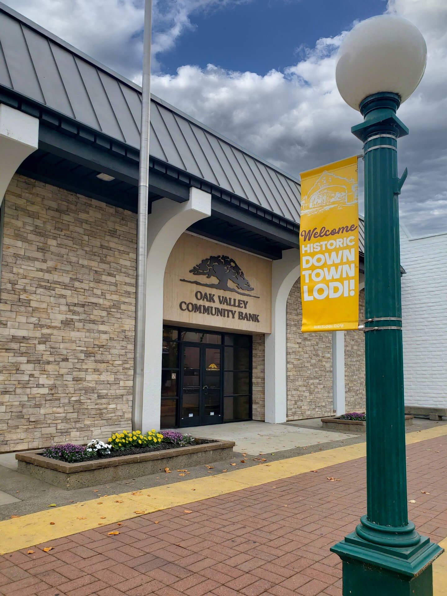Oak Valley Community Bank's Downtown Lodi branch